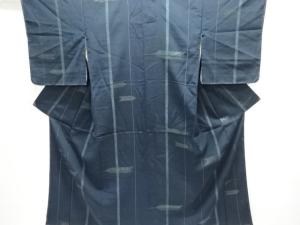 大正ロマン　縞に矢羽根絣織り出し着物